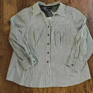 Lane Bryant Houndstooth button down shirt